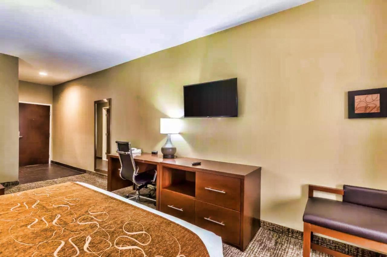 Comfort Suites Houston I45 North Aldine Dış mekan fotoğraf