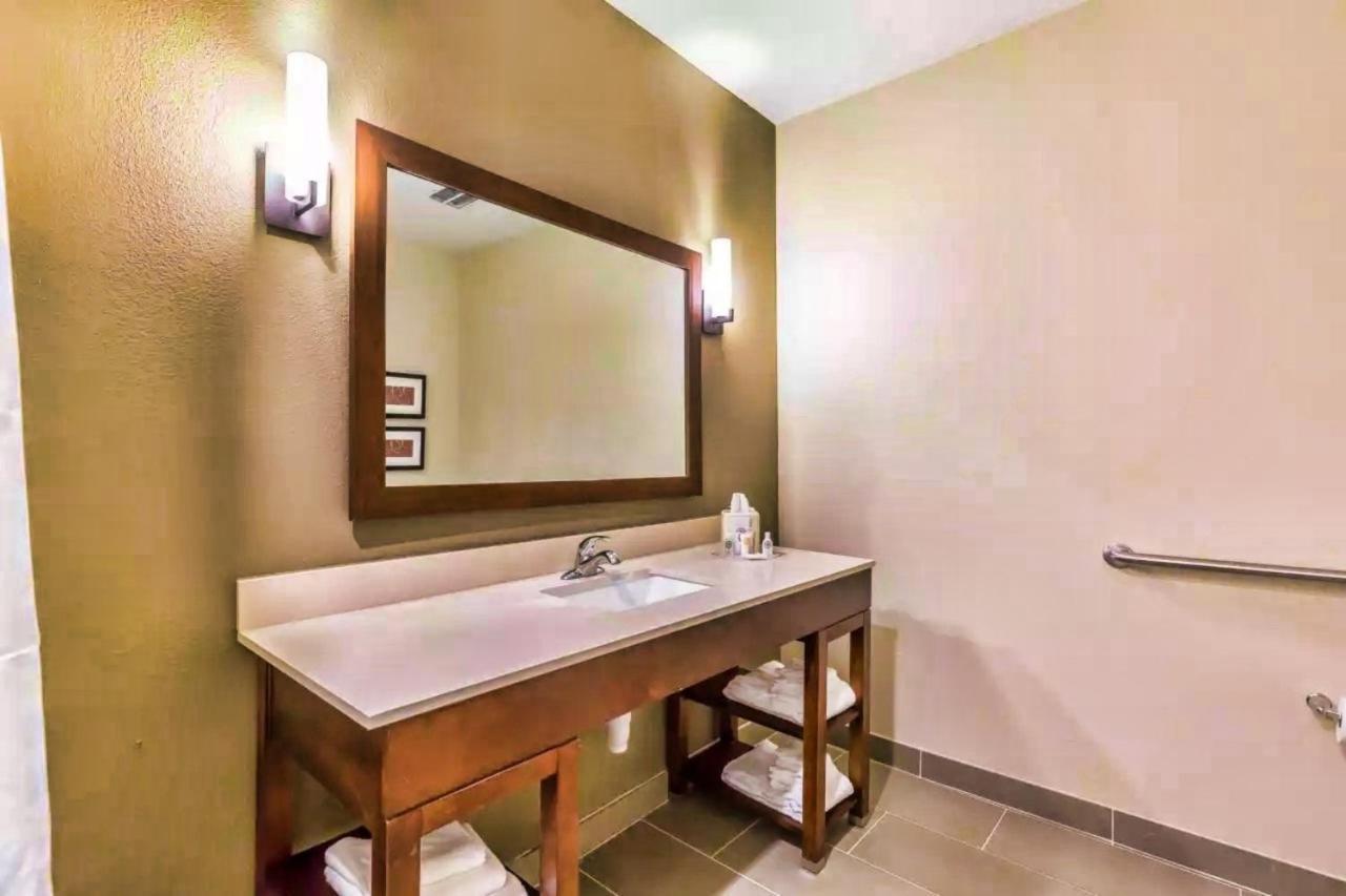 Comfort Suites Houston I45 North Aldine Dış mekan fotoğraf