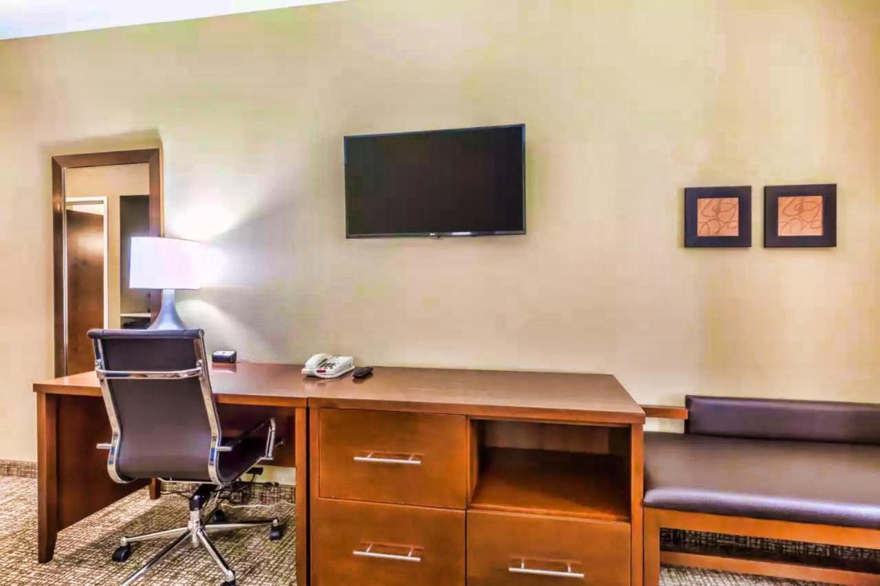 Comfort Suites Houston I45 North Aldine Dış mekan fotoğraf